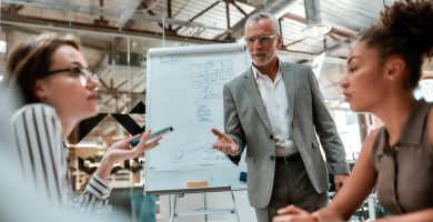 Desarrollando habilidades con técnicas de escucha activa para startups exitosas